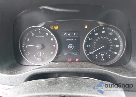 2017 Hyundai Elantra Value Edition z USA, uszkodzony, nr VIN 5NPD84LF4HH118584